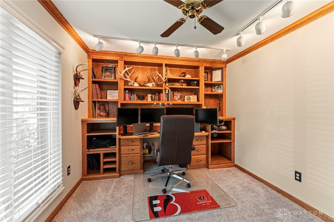 1105 Scenic Court, Troy, Ohio image 32