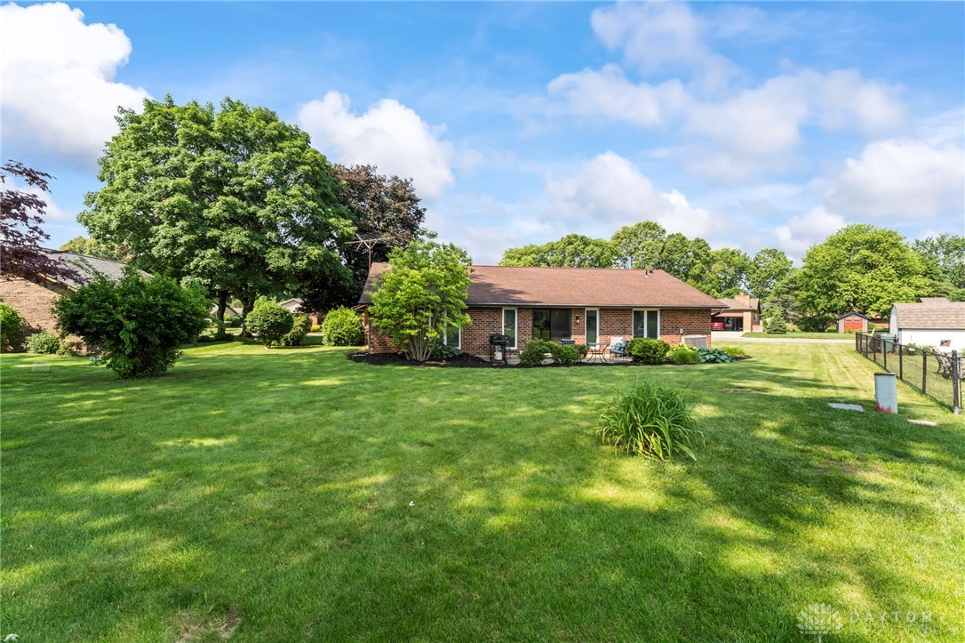 1105 Scenic Court, Troy, Ohio image 45