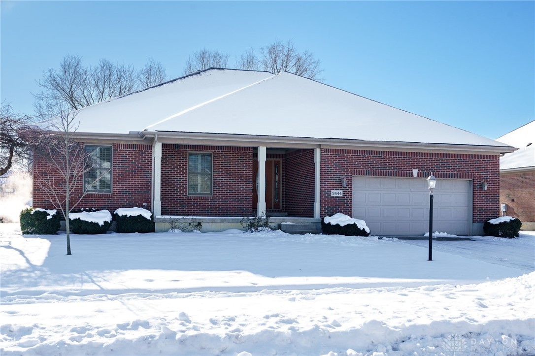 2444 Sydneys Bend Drive, Miamisburg, Ohio image 3