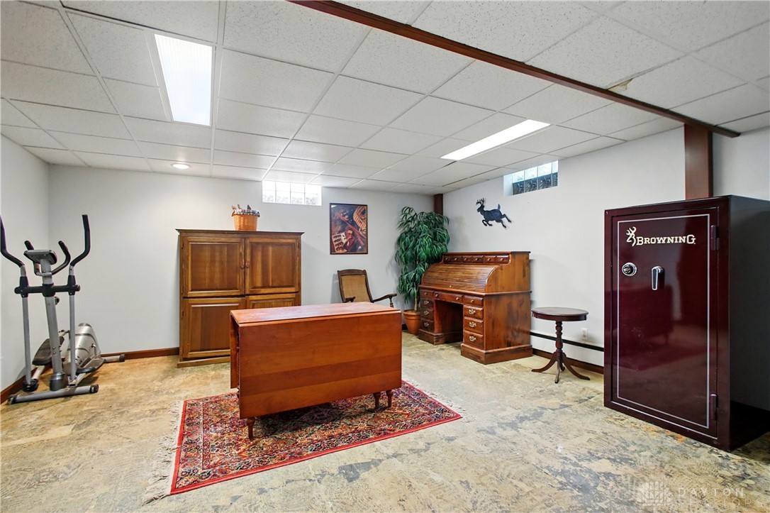 2590 Ross Lane, Springfield, Ohio image 47