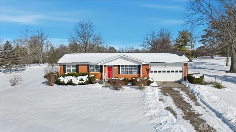 Photo of 3062 Tolbert Road, Hamilton, OH 45011 (MLS # 951987)
