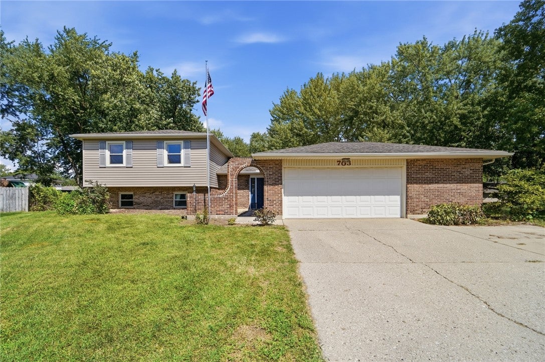 703 Bay Brooke Court