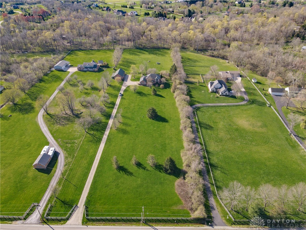 2059 Upper Bellbrook Road, Xenia, Ohio image 4