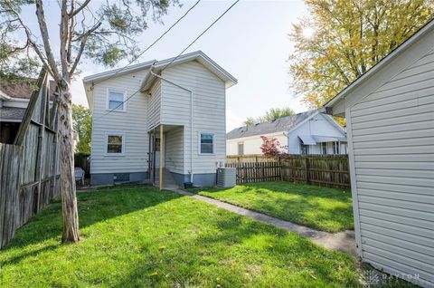 Tiny photo for 2737 Whittier Avenue, Dayton, OH 45420 (MLS # 947032)