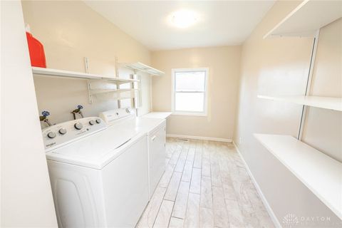 Tiny photo for 2737 Whittier Avenue, Dayton, OH 45420 (MLS # 947032)