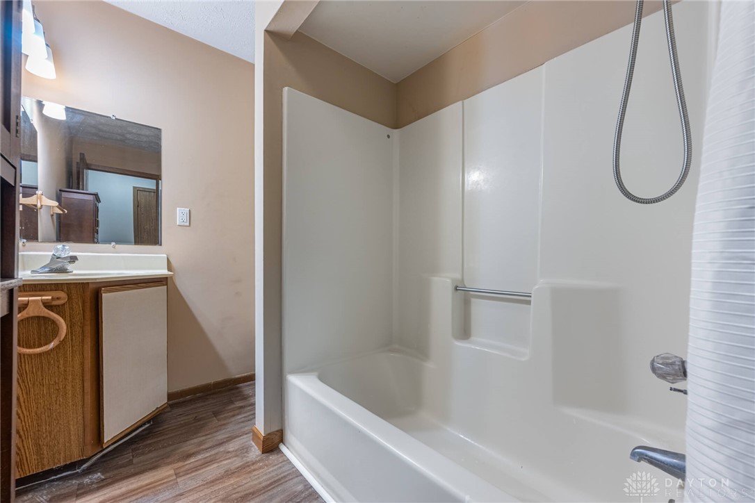 Waynesville, Ohio 45068, United States, 2 Bedrooms Bedrooms, ,1 BathroomBathrooms,Residential,Active,253369