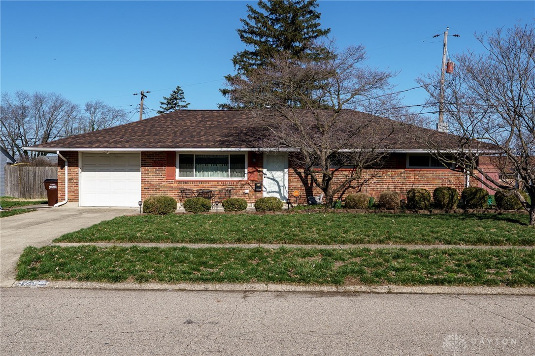3765 Elmira Drive, Kettering, Ohio image 1