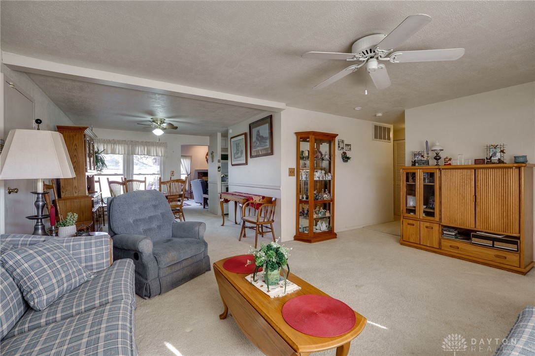 3765 Elmira Drive, Kettering, Ohio image 11