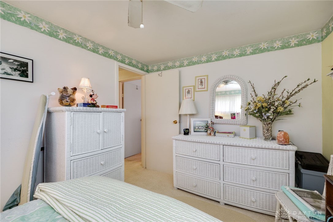 3765 Elmira Drive, Kettering, Ohio image 31