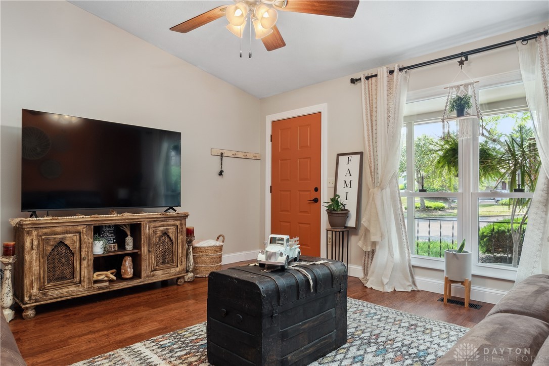 653 Hidden Valley Court, Fairborn, Ohio image 12