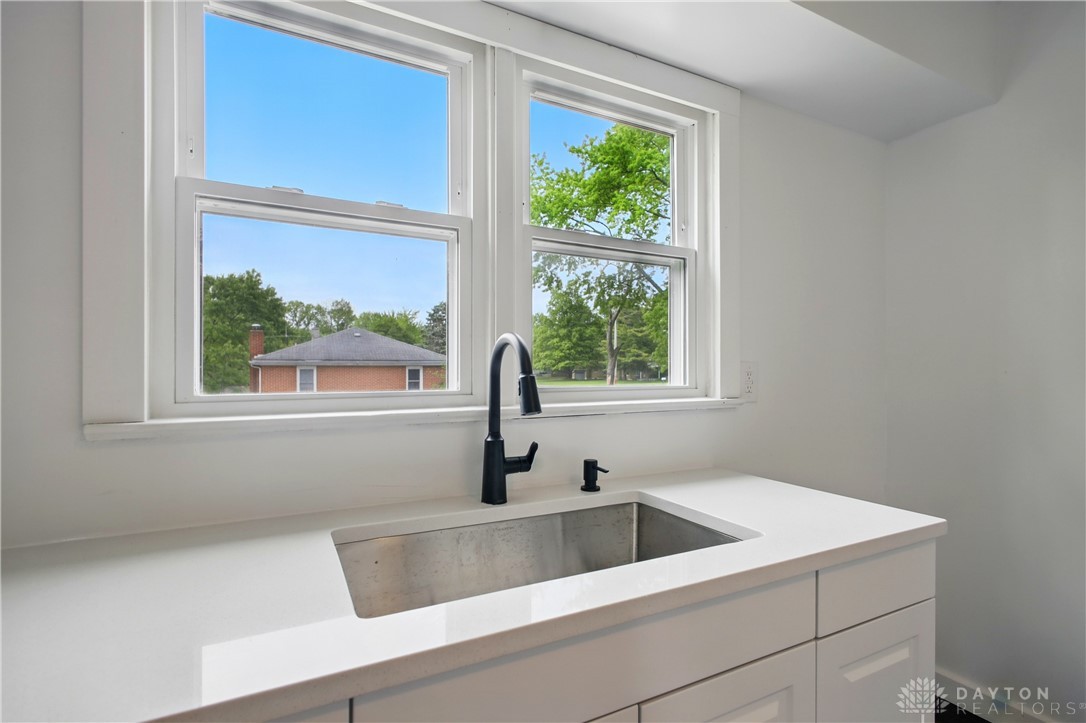 1730 Miracle Mile, Springfield, Ohio image 21