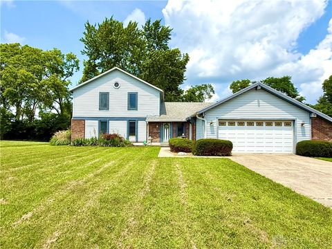 Photo of 3360 Cortez Drive, Dayton, OH 45415 (MLS # 950063)