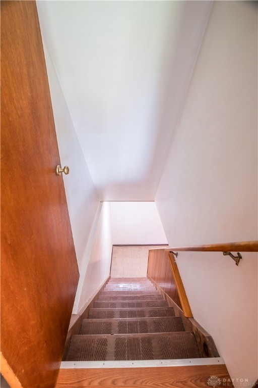 692 Sueden Drive, Beavercreek, Ohio image 23