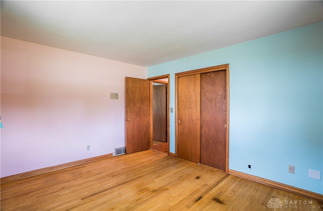 692 Sueden Drive, Beavercreek, Ohio image 16