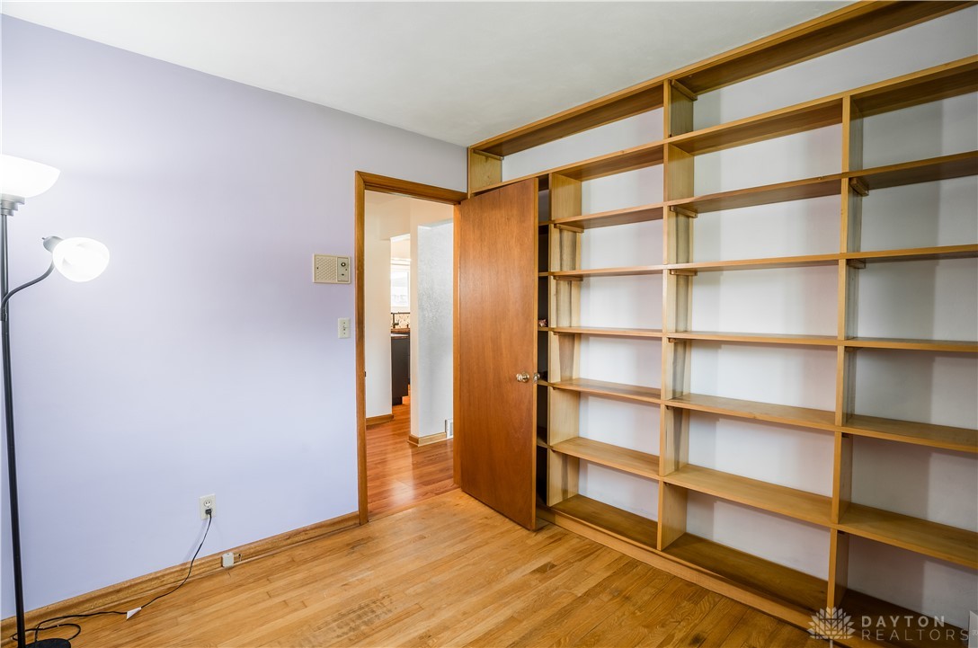692 Sueden Drive, Beavercreek, Ohio image 14