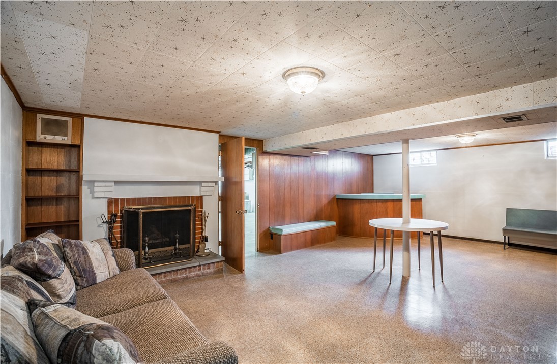 692 Sueden Drive, Beavercreek, Ohio image 24