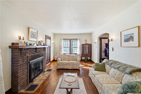 Tiny photo for 13 Kenwood Drive, Middletown, OH 45042 (MLS # 946485)
