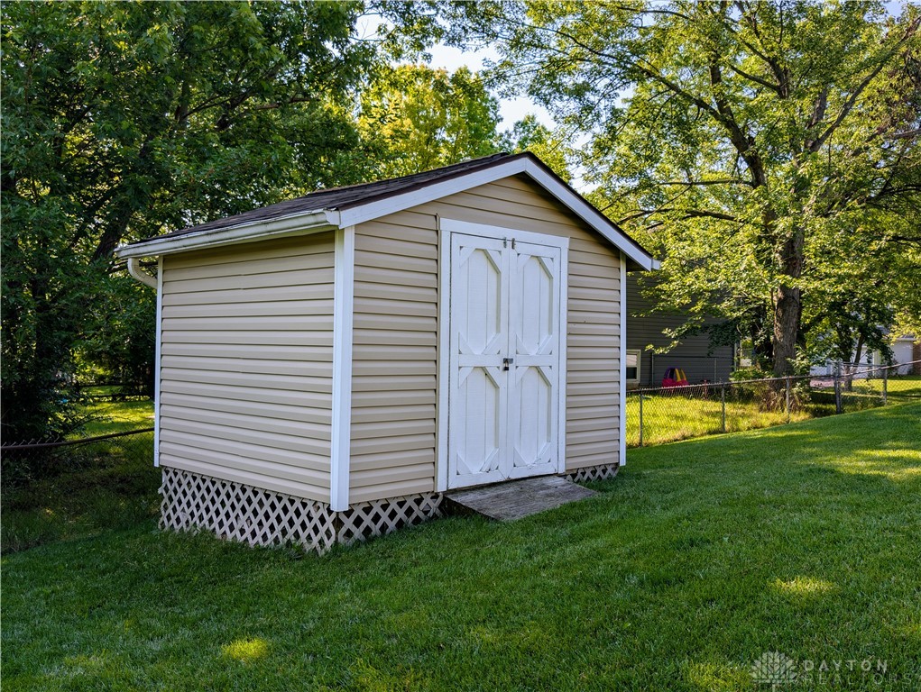 4089 Rundell Drive, Dayton, Ohio image 24