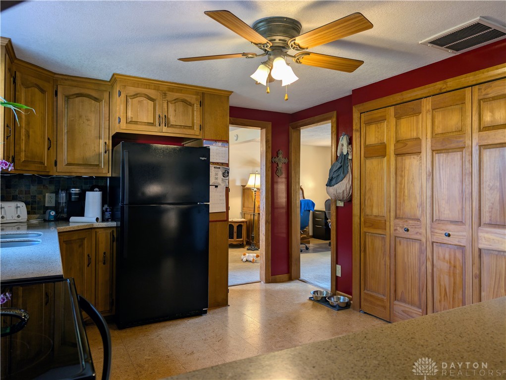 4089 Rundell Drive, Dayton, Ohio image 9