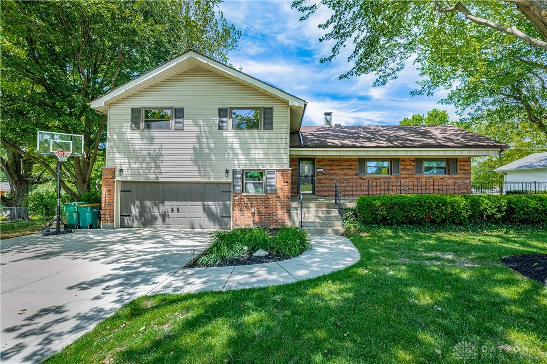 3222 Wooster Drive, Beavercreek, Ohio image 1