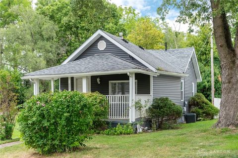Photo of 2233 Ottello Avenue, Dayton, OH 45414 (MLS # 942030)
