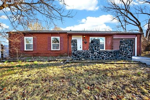 Photo of 4482 Gaiter Lane, Dayton, OH 45417 (MLS # 953113)