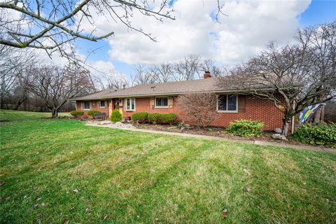 Photo of 205 Sheldon Drive, Centerville, OH 45459 (MLS # 953568)