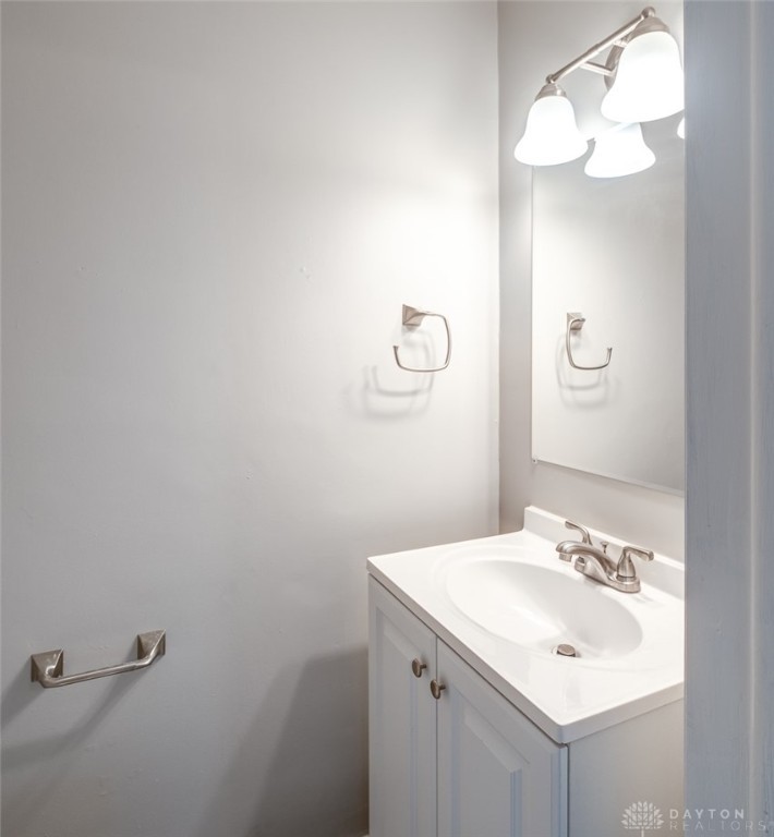 Kettering, Ohio 45429, United States, 3 Bedrooms Bedrooms, ,3 BathroomsBathrooms,Residential,Pending,99825