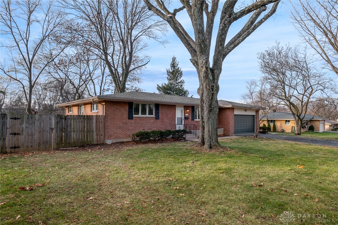 Kettering, Ohio 45429, United States, 3 Bedrooms Bedrooms, ,3 BathroomsBathrooms,Residential,Pending,99825