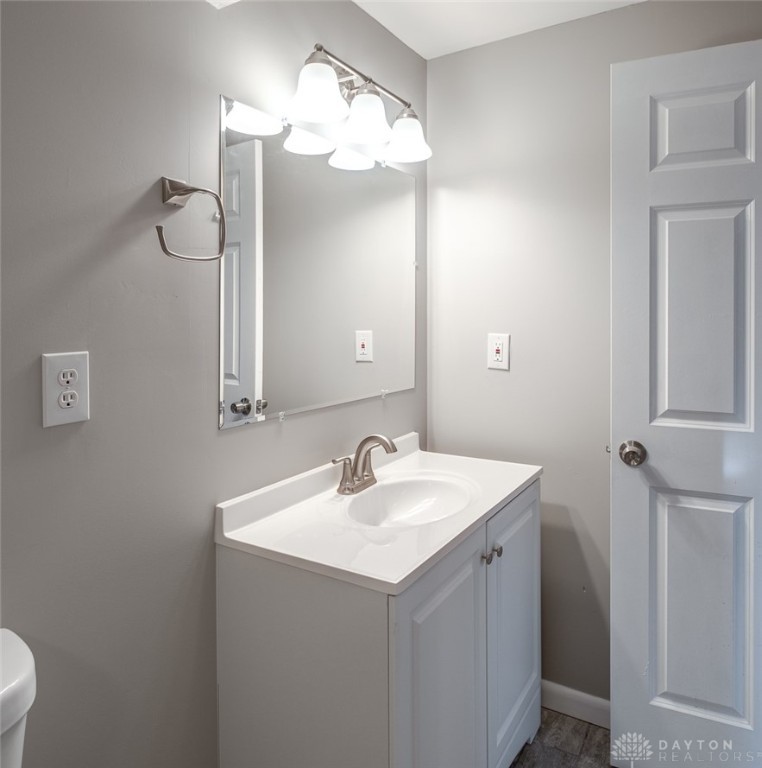 Kettering, Ohio 45429, United States, 3 Bedrooms Bedrooms, ,3 BathroomsBathrooms,Residential,Pending,99825