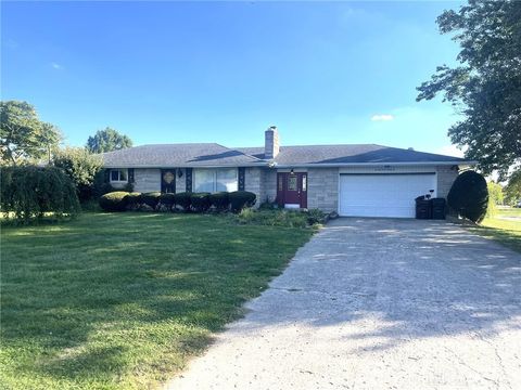 Photo of 7332 Upper Miamisburg Road, Miamisburg, OH 45342 (MLS # 945170)