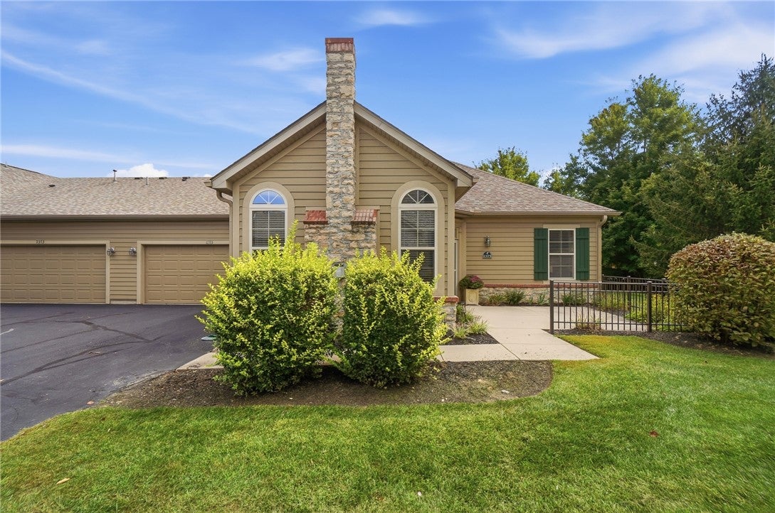 2375 Locust Hill Boulevard