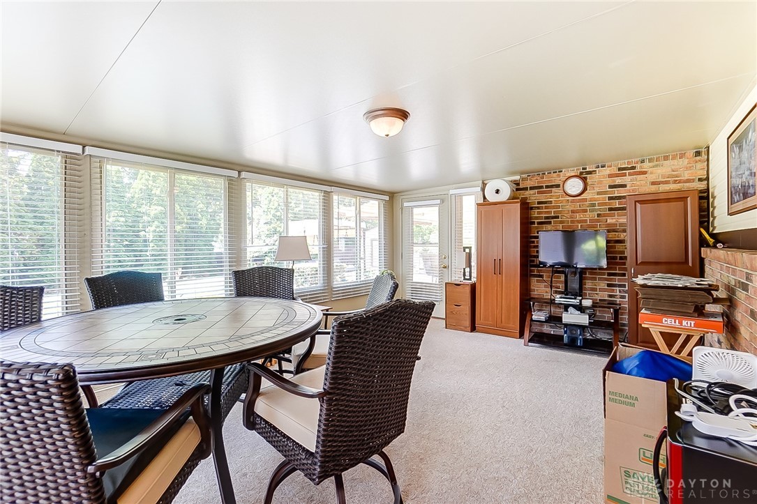3033 E Linmuth Drive, Springfield, Ohio image 12