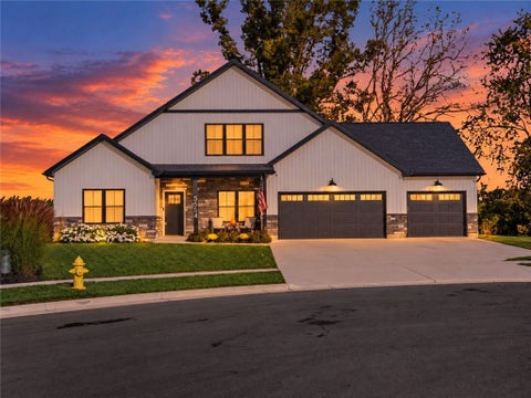 Photo of 5554 Provemont Court, Tipp City, OH 45371 (MLS # 971174)