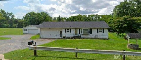 Photo of 6759 Manchester Road, Middletown, OH 45042 (MLS # 952062)