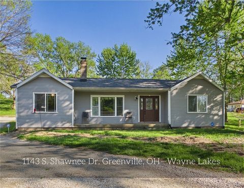 Photo of 1143 S Shawnee Drive, Greenville, OH 45331 (MLS # 957139)
