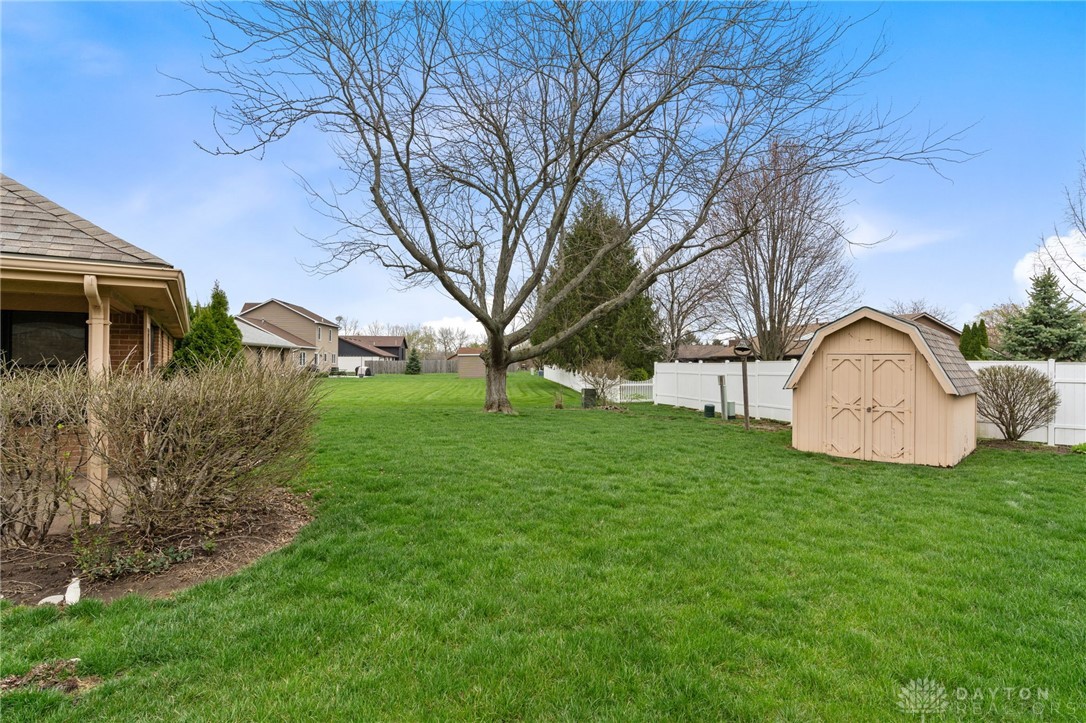 545 Flanders Avenue, Brookville, Ohio image 31