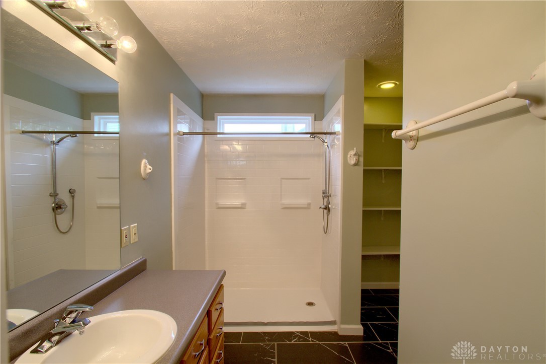 775 Cassel Creek Drive, Vandalia, Ohio image 17