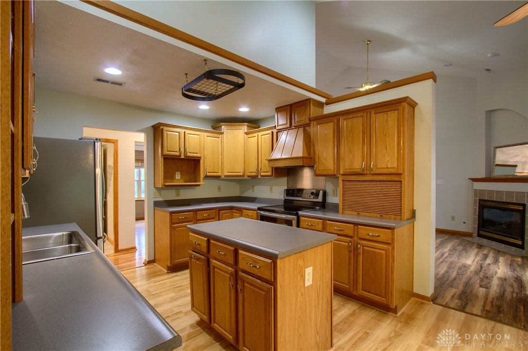 775 Cassel Creek Drive, Vandalia, Ohio image 13