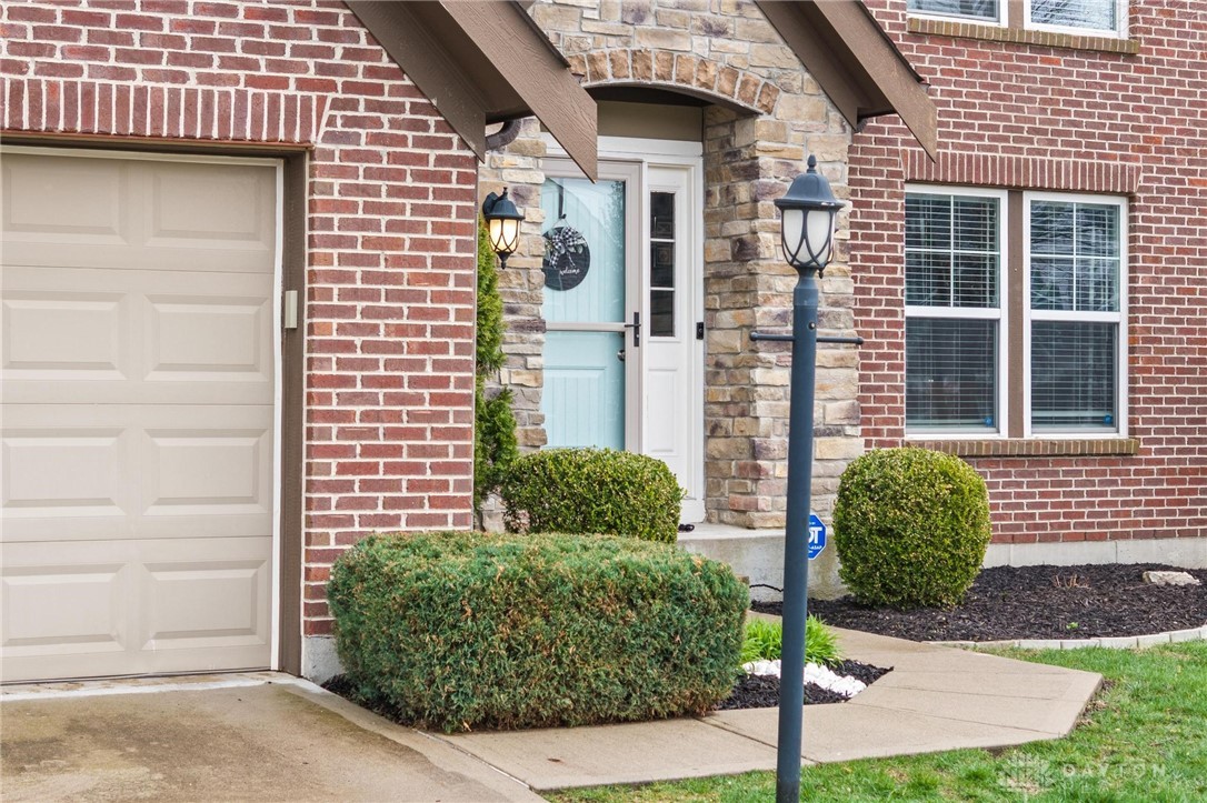 275 Clearsprings Drive, Springboro, Ohio image 4