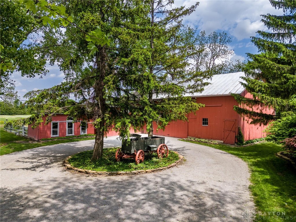 4925 Us 40, Tipp City, Ohio image 13