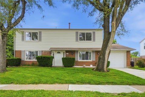 Photo of 6221 Longford Road, Huber Heights, OH 45424 (MLS # 960949)