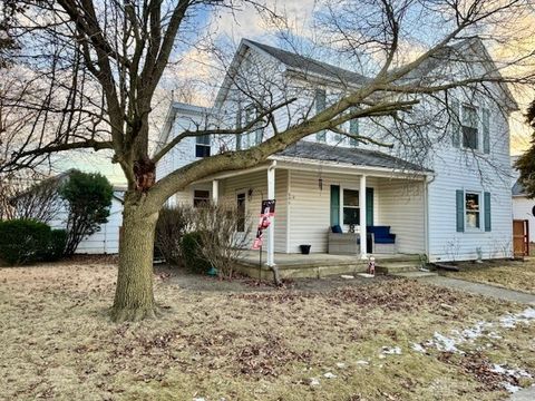 Photo of 620 E Main Street, Versailles, OH 45380 (MLS # 951270)