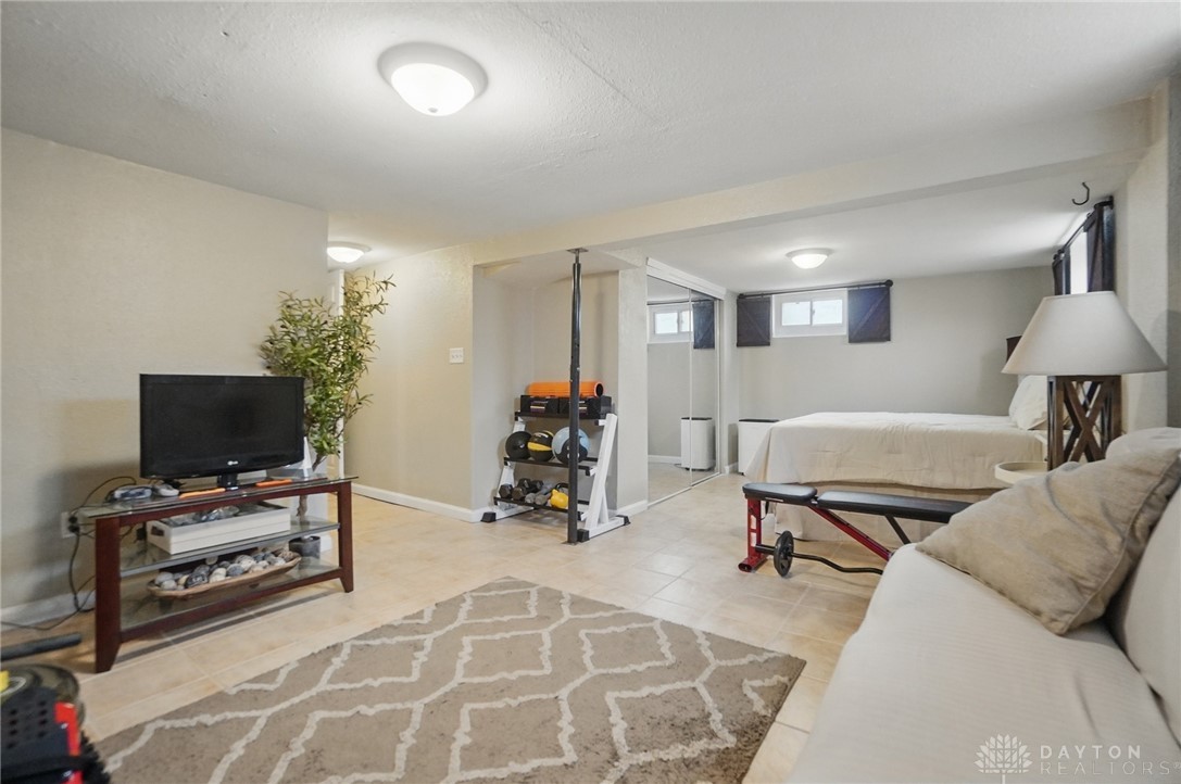 313 Willaston Drive, Dayton, Ohio image 34