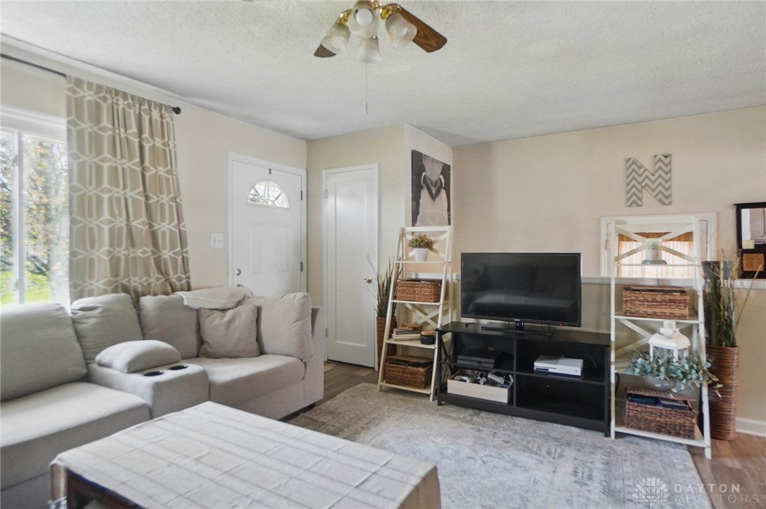 313 Willaston Drive, Dayton, Ohio image 7