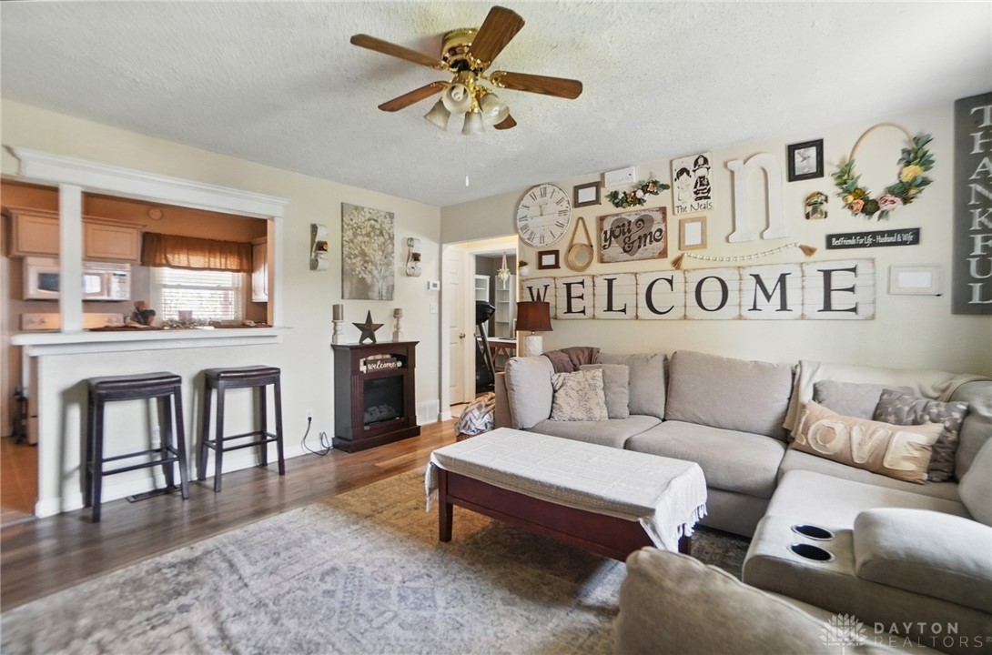 313 Willaston Drive, Dayton, Ohio image 9