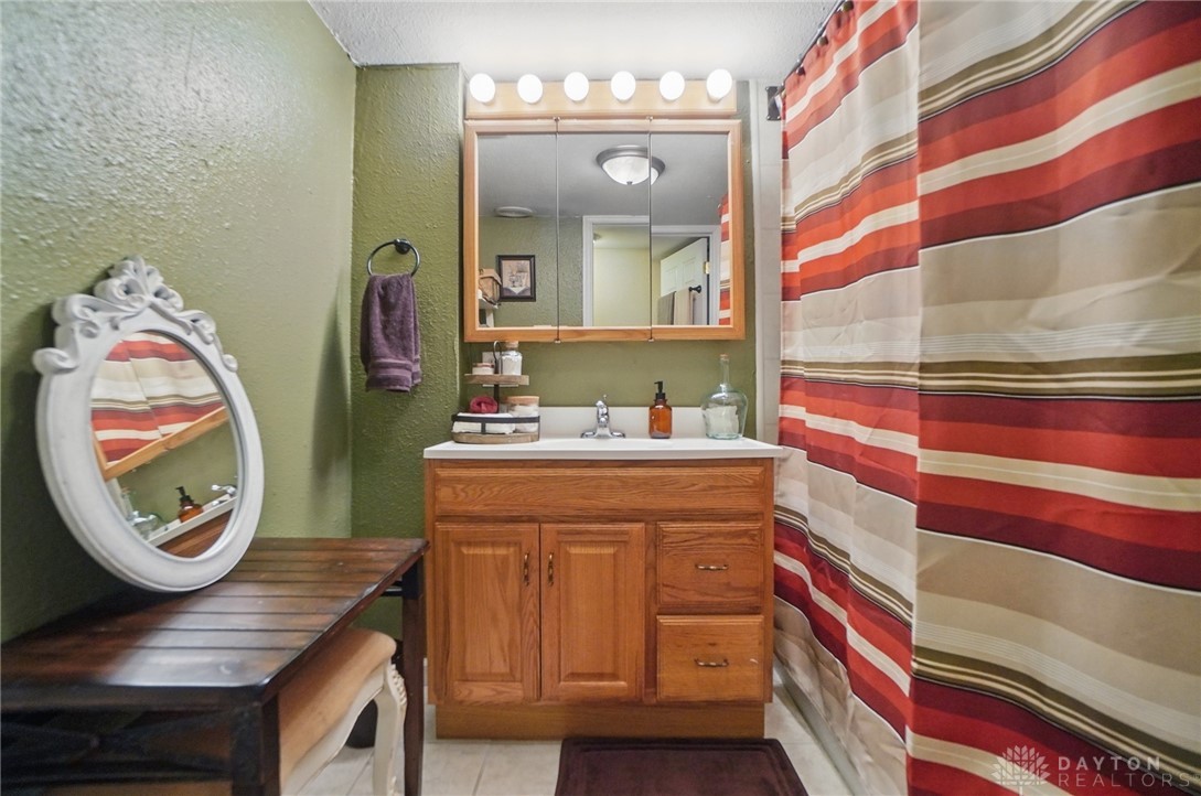 313 Willaston Drive, Dayton, Ohio image 39
