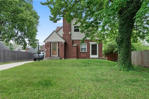 Photo of 1740 Burbank Drive, Dayton, OH 45406 (MLS # 959329)