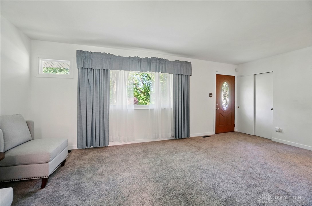 240 W Market Street, Springboro, Ohio image 8