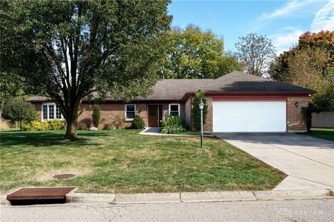 Photo of 3805 Cassandra Drive, Tipp City, OH 45371 (MLS # 946029)